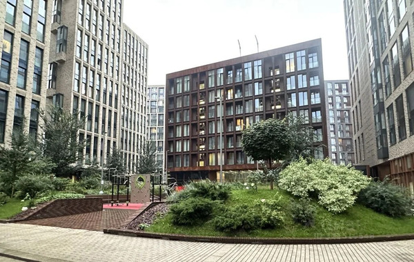 Продаю трехкомнатную квартиру 81.5м наб. Марка Шагала, 1к2, Москва, ..