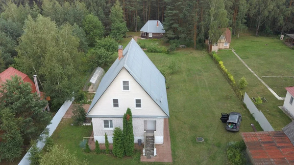 Дом 300 м на участке 20 сот.